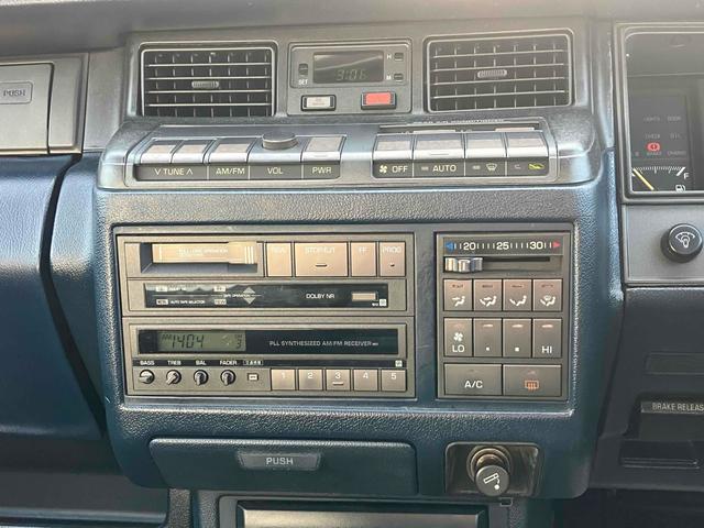 クラウン 3.0ロイヤルサルーン フェンダーミラー リアカーテン ハーフシートカバー アルミホイール AT カセット エアコン パワーウィンドウ(4枚目)