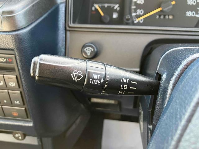 クラウン 3.0ロイヤルサルーン フェンダーミラー リアカーテン ハーフシートカバー アルミホイール AT カセット エアコン パワーウィンドウ(7枚目)