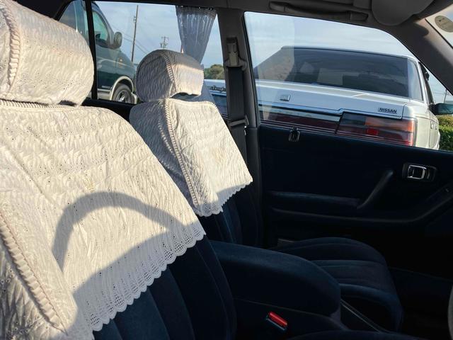 クラウン 3.0ロイヤルサルーン フェンダーミラー リアカーテン ハーフシートカバー アルミホイール AT カセット エアコン パワーウィンドウ(9枚目)