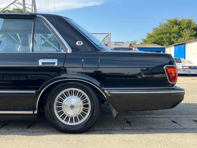 クラウン 3.0ロイヤルサルーン フェンダーミラー リアカーテン ハーフシートカバー アルミホイール AT カセット エアコン パワーウィンドウ(33枚目)