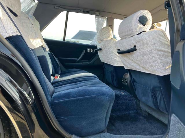 クラウン 3.0ロイヤルサルーン フェンダーミラー リアカーテン ハーフシートカバー アルミホイール AT カセット エアコン パワーウィンドウ(39枚目)