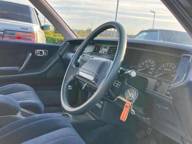 クラウン 3.0ロイヤルサルーン フェンダーミラー リアカーテン ハーフシートカバー アルミホイール AT カセット エアコン パワーウィンドウ(44枚目)