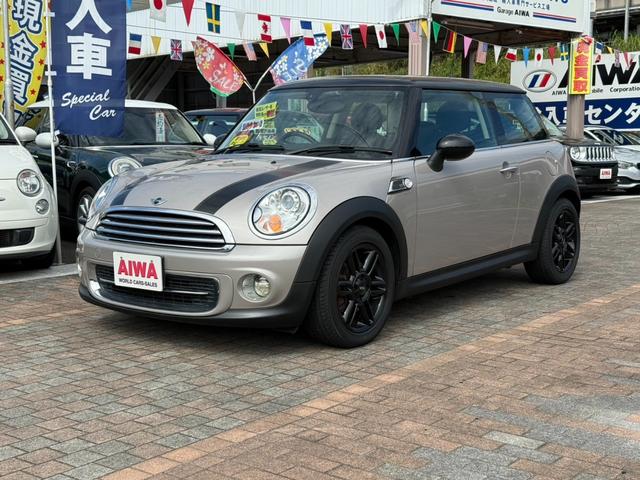 ＭＩＮＩ クーパー　ベーカーストリート　ベーカーストリート特別仕様車　キセノンライト　禁煙車　ＥＴＣ（2枚目）