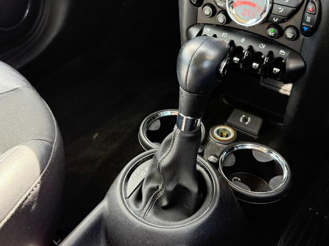 ＭＩＮＩ クーパー　ベーカーストリート　ベーカーストリート特別仕様車　キセノンライト　禁煙車　ＥＴＣ（18枚目）