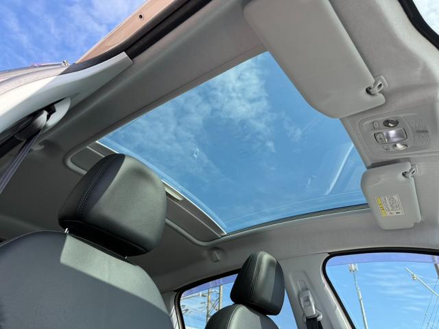 ２０８ シエロ　ユーザー様より買取　禁煙車　純正ナビ　テレビ　Ｗサンルーフ　ＥＴＣ　左右独立エアコン　クリアランスソナー（22枚目）