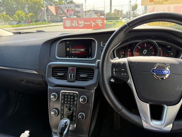 Ｖ４０ Ｄ４　ＳＥ　２０１６年モデル　黒革シート　ナビ・ＴＶ　バックカメラ　禁煙車　ディーゼル　パワーシート　シートヒーター　ＥＴＣ（20枚目）