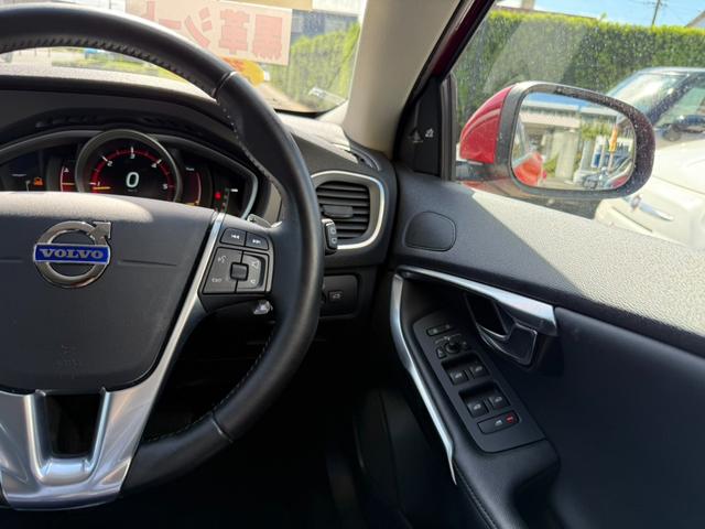 Ｖ４０ Ｄ４　ＳＥ　２０１６年モデル　黒革シート　ナビ・ＴＶ　バックカメラ　禁煙車　ディーゼル　パワーシート　シートヒーター　ＥＴＣ（21枚目）