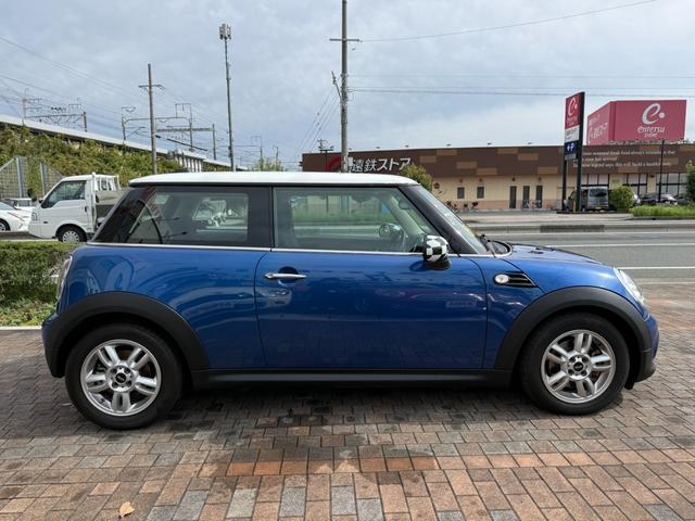 MINI クーパー ユーザー様より買取 キセノンライト 禁煙車 ETC 純正アルミホイール(7枚目)