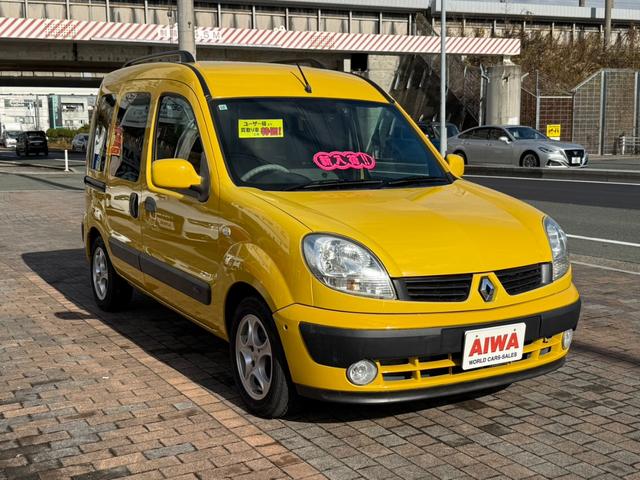 カングー １．６　ＥＴＣ　　ＣＤ　純正オーディオ　盗難防止システム　エアコン純正アルミ　ルーフレール　フォグライト　キーレス（8枚目）