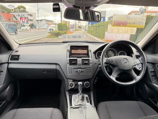Ｃクラス Ｃ２００　ＣＧＩブルーエフィシェンシー　ユーザー買取車　ワンオーナー　禁煙車　ナビ・ＴＶ　バックカメラ　ＥＴＣ　パワーシート（15枚目）