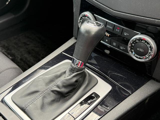 Ｃクラス Ｃ２００　ＣＧＩブルーエフィシェンシー　ユーザー買取車　ワンオーナー　禁煙車　ナビ・ＴＶ　バックカメラ　ＥＴＣ　パワーシート（20枚目）