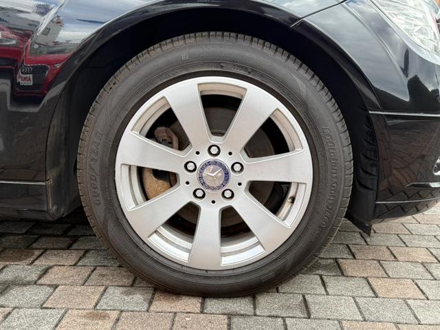 Ｃクラス Ｃ２００　ＣＧＩブルーエフィシェンシー　ユーザー買取車　ワンオーナー　禁煙車　ナビ・ＴＶ　バックカメラ　ＥＴＣ　パワーシート（29枚目）