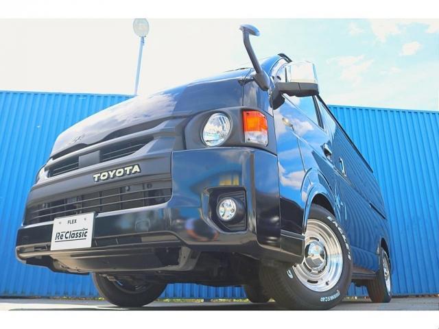 ハイエースワゴン ＧＬ　ロング　ＦＬＥＸＲｅＣｌａｓｓｉｃ丸目施工　ボンネットスムージング加工　ＦＬＥＸオーバーフェンダー　ＤＥＡＮクロスカントリーホイール　ＦＬＥＸシートカバー　ＦＬＥＸクラシックテールケンウッドＤＡ（15枚目）