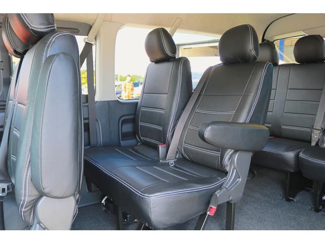 ハイエースワゴン ＧＬ　ロング　ＦＬＥＸＲｅＣｌａｓｓｉｃ丸目施工　ボンネットスムージング加工　ＦＬＥＸオーバーフェンダー　ＤＥＡＮクロスカントリーホイール　ＦＬＥＸシートカバー　ＦＬＥＸクラシックテールケンウッドＤＡ（51枚目）