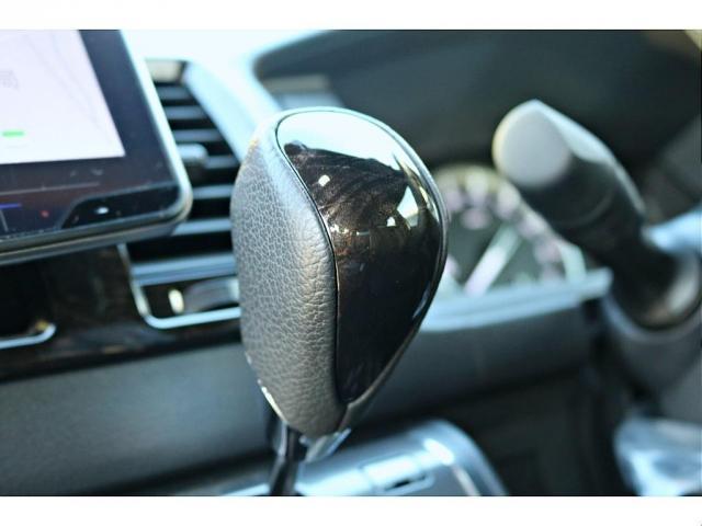 ハイエースバン スーパーGL ダークプライムII バットフェイスボンネット モデリスタフルエアロ リアバンパー FLEXオーバーフェンダー FLEXアルティメットVer2テール FLEXバルベロHEXホイール アルパインBIGX11インチナビ(11枚目)