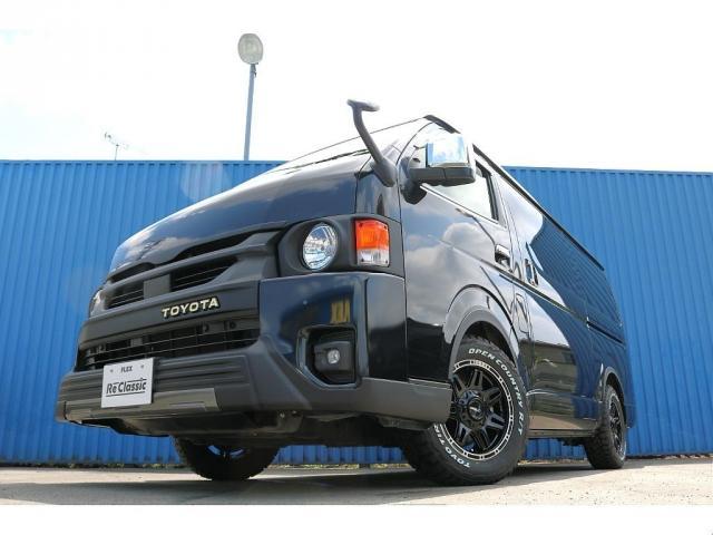 ハイエースバン スーパーGL ダークプライムII ReClassic施工 ボンネットスムージング T-Forceスポイラー オバフェン Delf04 オメガLEDテールランプ フリップベッド アルパイン7インチナビ&デジタルインナーミラー(8枚目)