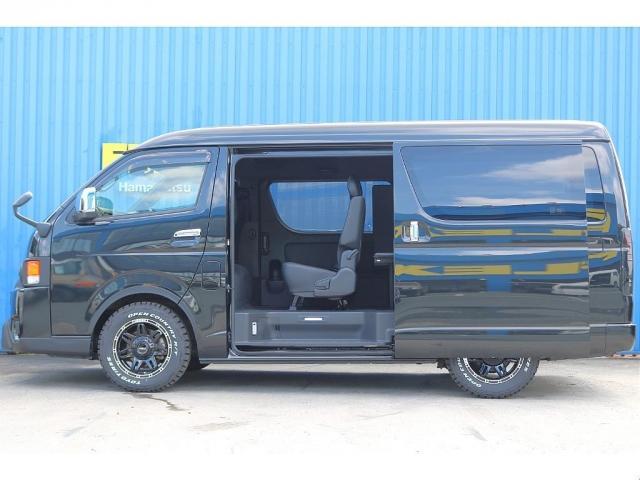 ハイエースバン スーパーGL ダークプライムII ReClassic施工 ボンネットスムージング T-Forceスポイラー オバフェン Delf04 オメガLEDテールランプ フリップベッド アルパイン7インチナビ&デジタルインナーミラー(11枚目)