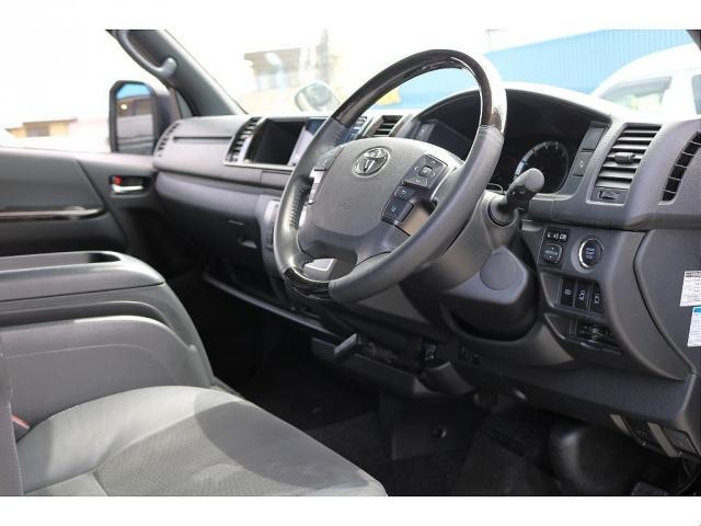 ハイエースバン スーパーGL ダークプライムII ReClassic施工 ボンネットスムージング T-Forceスポイラー オバフェン Delf04 オメガLEDテールランプ フリップベッド アルパイン7インチナビ&デジタルインナーミラー(19枚目)