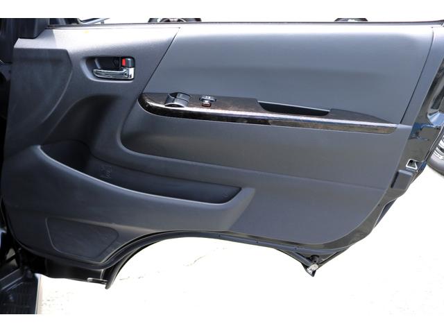 ハイエースバン スーパーGL ダークプライムII ReClassic施工 ボンネットスムージング T-Forceスポイラー オバフェン Delf04 オメガLEDテールランプ フリップベッド アルパイン7インチナビ&デジタルインナーミラー(44枚目)