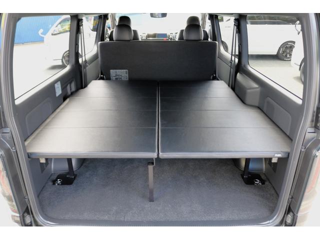 ハイエースバン スーパーGL ダークプライムII ReClassic施工 ボンネットスムージング T-Forceスポイラー オバフェン Delf04 オメガLEDテールランプ フリップベッド アルパイン7インチナビ&デジタルインナーミラー(49枚目)