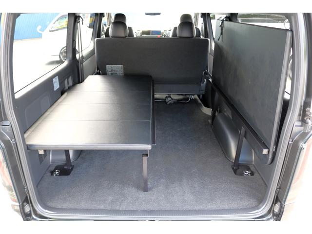 ハイエースバン スーパーGL ダークプライムII ReClassic施工 ボンネットスムージング T-Forceスポイラー オバフェン Delf04 オメガLEDテールランプ フリップベッド アルパイン7インチナビ&デジタルインナーミラー(52枚目)