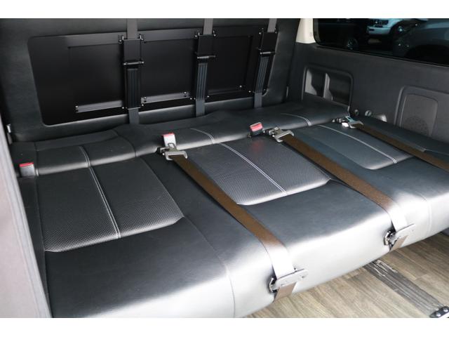ハイエースワゴン ＧＬ　ＦＤ－ＢＯＸ３内装架装　Ｔフォース　ネクサストレイルホイール　アルティメットテール　サブバッテリー　ＦＦヒーター　ＵＩＶ防虫ネット　ＵＩＶリア５面カーテン　パナ９インチナビ　カロフリップモニター（43枚目）