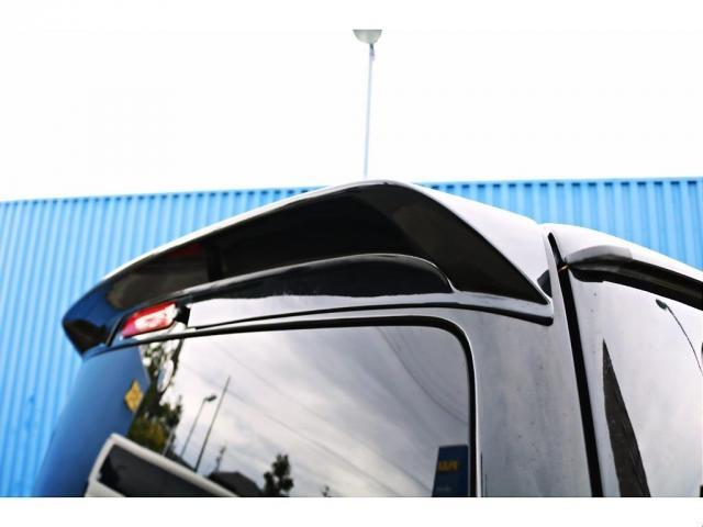 ハイエースバン スーパーGL ダークプライムII FLEXフロントスポイラー オーバーフェンダー DELF02ホイール アルティメットテール 1.5インチローダウン 室内サイドバー 7インチナビゲーション ビルトインETC バックカメラ(14枚目)