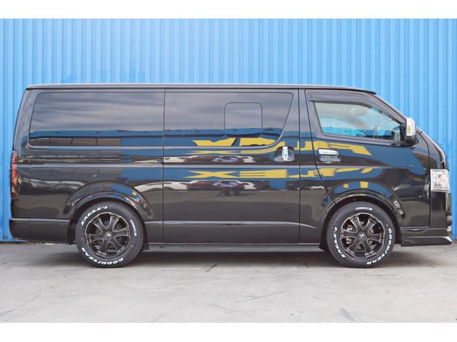 ハイエースバン スーパーGL ダークプライムII FLEXフロントスポイラー オバフェン W-DEEPSホイール アルティメットテール フリップアップベッド 1.5ローダウン 室内サイドバー パナ7インチナビ パイオニア天井スピーカー&フリップダウン(34枚目)