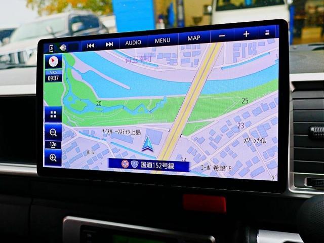 パナソニック　１０インチナビ　パノラミックビューモニター使用可能♪