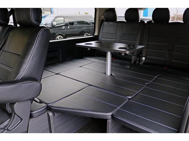 ハイエースワゴン GL FLEX Relaxing FLEXスポイラー&オバフェン 1インチローダウン DELF04ホイール FLEXシートカバー 煌LEDテールランプ カロ7インチナビ&フリップダウンモニター10インチ(3枚目)