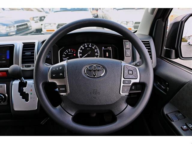 ハイエースワゴン GL FLEX Relaxing FLEXスポイラー&オバフェン 1インチローダウン DELF04ホイール FLEXシートカバー 煌LEDテールランプ カロ7インチナビ&フリップダウンモニター10インチ(16枚目)