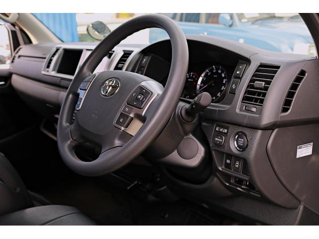 ハイエースワゴン GL FLEX Relaxing FLEXスポイラー&オバフェン 1インチローダウン DELF04ホイール FLEXシートカバー 煌LEDテールランプ カロ7インチナビ&フリップダウンモニター10インチ(30枚目)