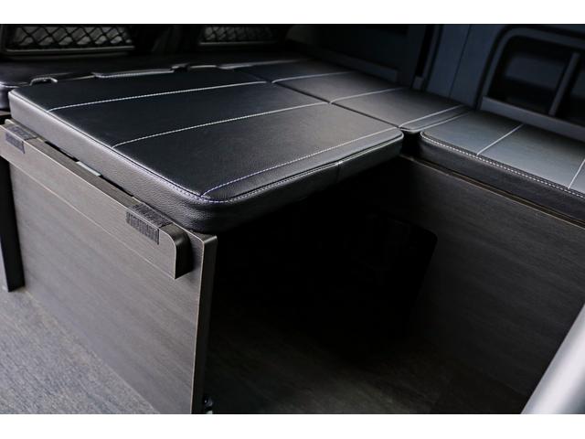 ハイエースワゴン GL FLEX Relaxing FLEXスポイラー&オバフェン 1インチローダウン DELF04ホイール FLEXシートカバー 煌LEDテールランプ カロ7インチナビ&フリップダウンモニター10インチ(37枚目)