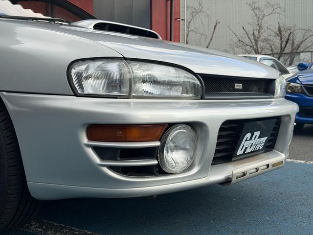 インプレッサ ＷＲＸ　／平成７年式／ノーマル／純正５速マニュアル／ＳＴＩシフトノブ／ナルディステアリング（5枚目）