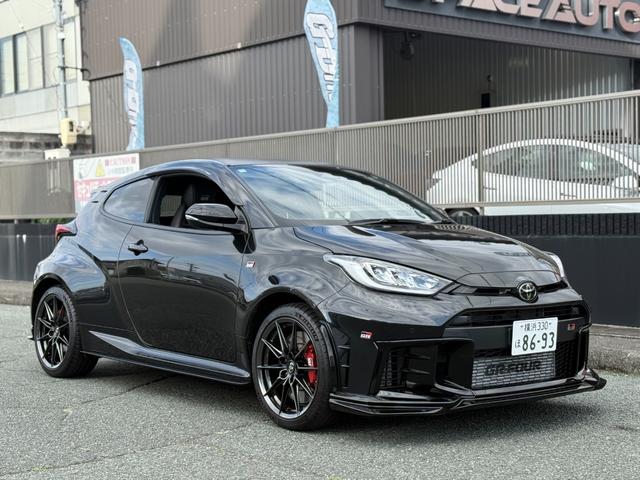 ＧＲヤリス ＲＺ　ハイパフォーマンス　／令和６年式／後期モデル／６速マニュアル車／ＧＲエアロパーツ（Ｆ・Ｓ・Ｒ）／クーリングＰＫＧ／ナビＰＫＧ／マーブルカーボンルーフ／サブラジエーター／ＪＢＬ／純正ナビ＆ＴＶ／バックカメラ（2枚目）