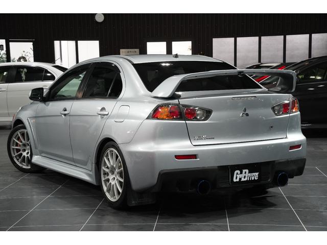 ランサー ＧＳＲエボリューションＸ　／３００ＰＳモデル／純正１８インチアルミ／純正レカロシート／ＨＫＳマフラー／ＳＡＲＤキャタライザー／ＴＯＭＥＩタービン／ビルシュタインサスペンション／キーレスオペレーション（3枚目）