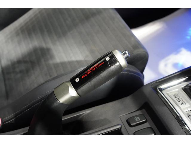 ランサー ＧＳＲエボリューションＸ　／３００ＰＳモデル／純正１８インチアルミ／純正レカロシート／ＨＫＳマフラー／ＳＡＲＤキャタライザー／ＴＯＭＥＩタービン／ビルシュタインサスペンション／キーレスオペレーション（19枚目）