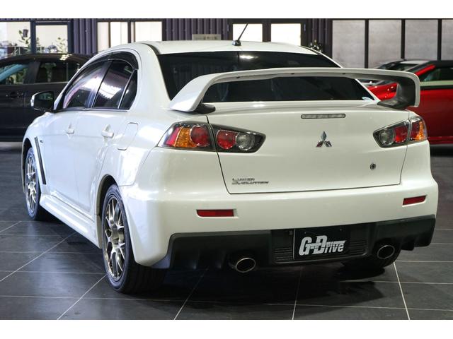 ランサー ＧＳＲエボリューションＸ　ファイナルＳＳＴ／平成２７年式／３００ＰＳ／純正オプションＢＢＳ１８インチアルミ／ブレンボキャリパー／レカロシート／キーレスオペレーション（3枚目）