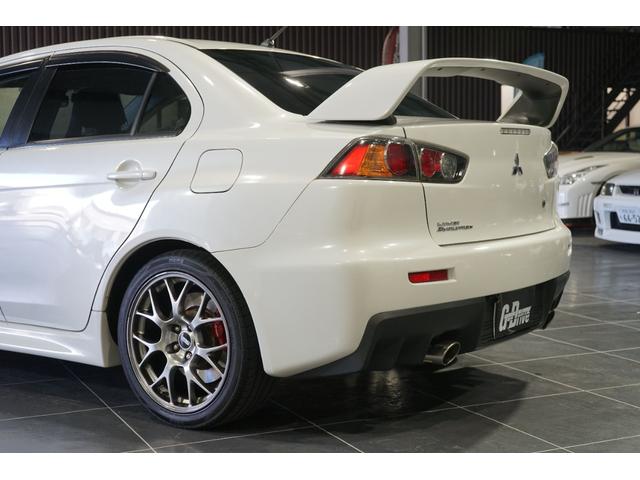 ランサー ＧＳＲエボリューションＸ　ファイナルＳＳＴ／平成２７年式／３００ＰＳ／純正オプションＢＢＳ１８インチアルミ／ブレンボキャリパー／レカロシート／キーレスオペレーション（7枚目）