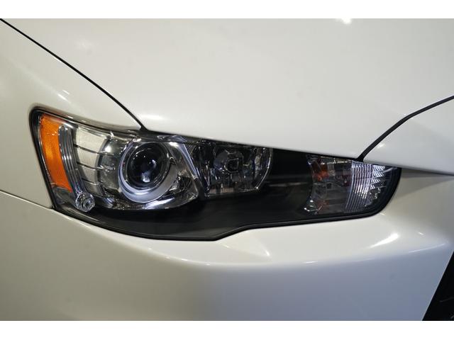 ランサー ＧＳＲエボリューションＸ　ファイナルＳＳＴ／平成２７年式／３００ＰＳ／純正オプションＢＢＳ１８インチアルミ／ブレンボキャリパー／レカロシート／キーレスオペレーション（9枚目）