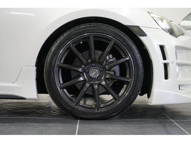 ８６ ＧＴ　／平成２５年式／６速マニュアル／ＨＫＳスーパーチャージャー・エキマニ・車高調／ＴＲＤマフラー／ＫＵＨＬバンパー／ＴＲＤエアロ／ブリッドフルバケットシート／レイズ１８インチアルミ（10枚目）