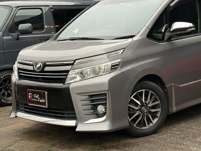 ヴォクシー ＺＳ　煌　ナビ　フルセグＴＶ　Ｂｌｕｅｔｏｏｔｈ　フリップダウンモニター　７人乗り　ＥＴＣ　両側パワースライドドア　ＤＶＤ再生　バックモニター　スマートキー　オートエアコン（2枚目）
