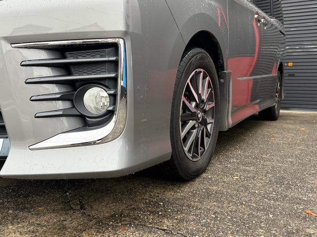 ヴォクシー ＺＳ　煌　ナビ　フルセグＴＶ　Ｂｌｕｅｔｏｏｔｈ　フリップダウンモニター　７人乗り　ＥＴＣ　両側パワースライドドア　ＤＶＤ再生　バックモニター　スマートキー　オートエアコン（8枚目）