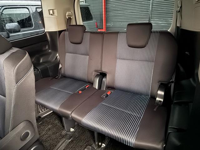 ヴォクシー ＺＳ　煌　ナビ　フルセグＴＶ　Ｂｌｕｅｔｏｏｔｈ　フリップダウンモニター　７人乗り　ＥＴＣ　両側パワースライドドア　ＤＶＤ再生　バックモニター　スマートキー　オートエアコン（49枚目）