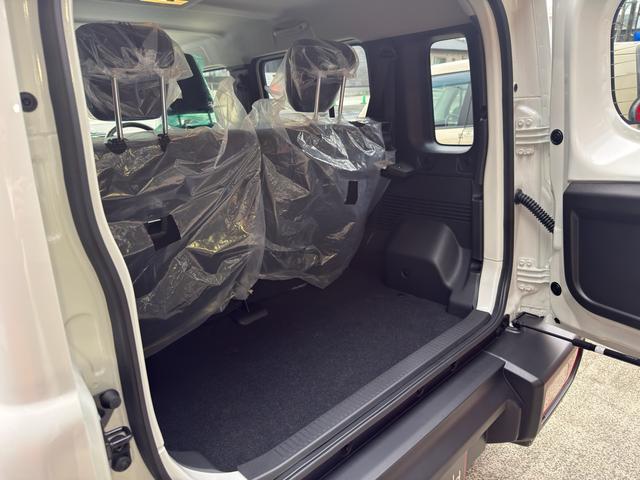 ジムニーノマド FC 未使用車 走行45キロ 4WD 禁煙車 衝突被害軽減システム レーダークルーズ コーナーセンサー スマートキー LEDヘッド 純正15インチアルミ 車線逸脱警報 オートライト オートエアコン(23枚目)