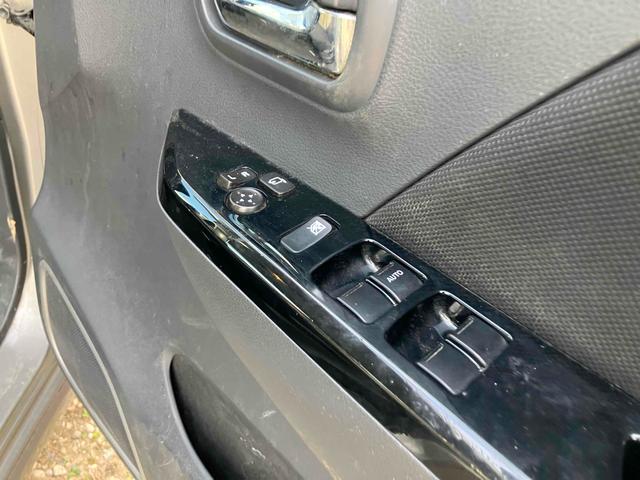 ワゴンR 20周年記念車 ETC 衝突被害軽減システム オートライト HID スマートキー アイドリングストップ 電動格納ミラー シートヒーター ベンチシート CVT 盗難防止システム ABS ESC アルミホイール(9枚目)