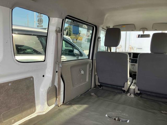 エブリイ PC AT 両側スライドドア キーレスエントリー 盗難防止システム エアコン パワーステアリング パワーウィンドウ 運転席エアバッグ 助手席エアバッグ(27枚目)