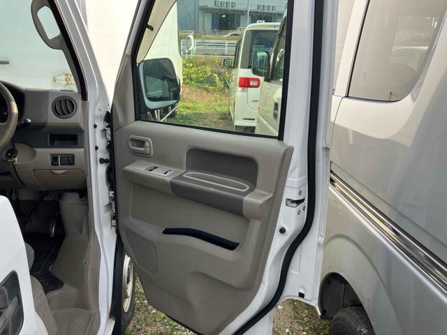 エブリイ PC AT 両側スライドドア キーレスエントリー 盗難防止システム エアコン パワーステアリング パワーウィンドウ 運転席エアバッグ 助手席エアバッグ(35枚目)