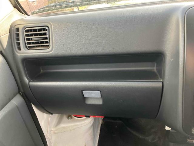 キャリイトラック MT エアコン パワーステアリング(11枚目)