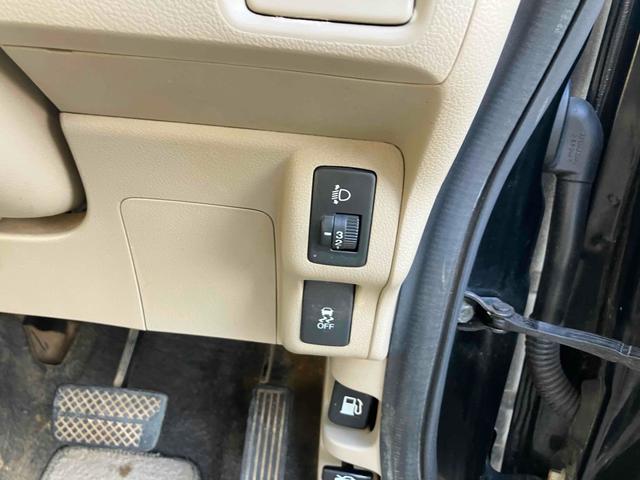 N-BOX G 両側スライドドア ナビ スマートキー アイドリングストップ 電動格納ミラー ベンチシート CVT 盗難防止システム ABS ESC 衝突安全ボディ エアコン パワーステアリング パワーウィンドウ(6枚目)